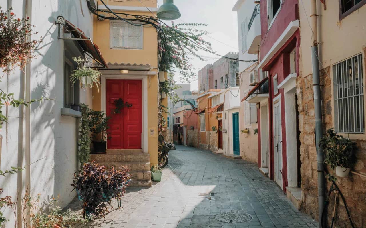 Liban: Czy jest bezpiecznie? Poznaj fakty przed decyzją o podróży.